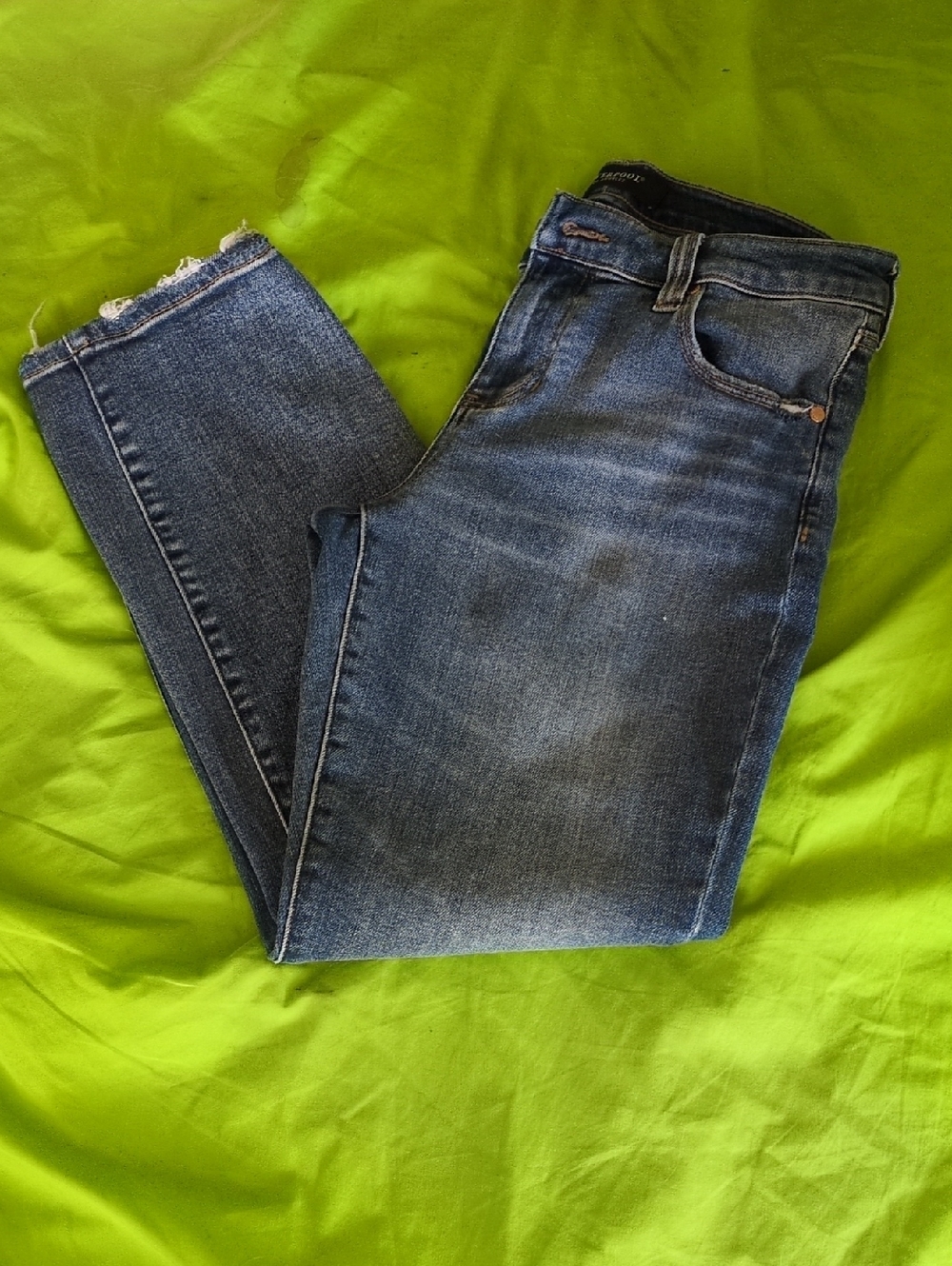 Liverpool Jeans Company Women's Straight Leg Blue Distressed Jeans Size 4/27